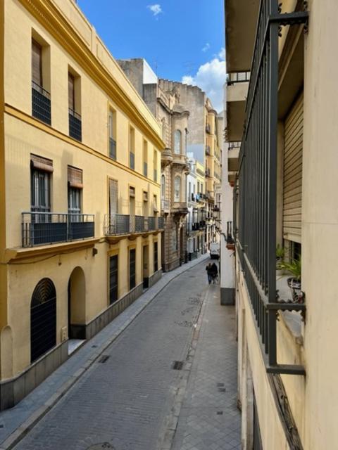 Ti1 Estiloso Loft 120M De La Catedral Tomas De Ibarra Street Sewilla Zewnętrze zdjęcie