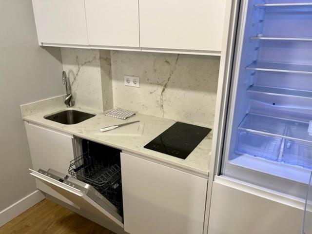 Ti1 Estiloso Loft 120M De La Catedral Tomas De Ibarra Street Sewilla Zewnętrze zdjęcie